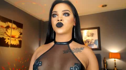 Snapshot of urmajestytyra chatting on 2, 5, 2026 UrMajestyTyra online show from 2, 5, 2026