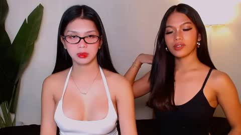 Snapshot of urmistress_sanya chatting on 4, 5, 2026 ur fave sanya online show from 4, 5, 2026