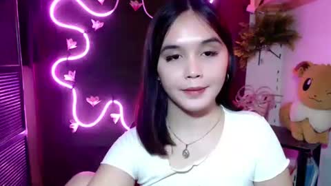 Snapshot of urpinay_pia chatting on 7, 11, 2025 Pia online show from 7, 11, 2025