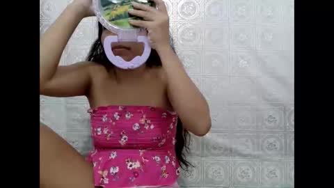 Snapshot of urpinaygirl69 chatting on 9, 6, 2026 urpinaygirl69 online show from 9, 6, 2026