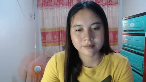 Snapshot of ursain_lyn chatting on 8, 3, 2026 Lyn online show from 8, 3, 2026