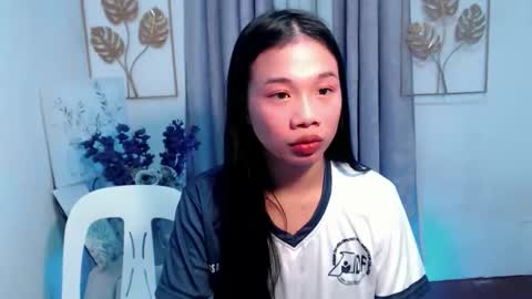 JUST CALL ME LLANA online show from 13, 11, 2025