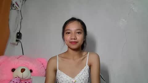 Snapshot of urshamegirl4you chatting on 6, 2, 2026 Your LUNA online show from 6, 2, 2026