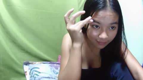 Urskinnygirl4u18 - ROSE ROOM online show from 9, 3, 2025