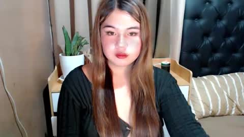          online show from 1, 2, 2025