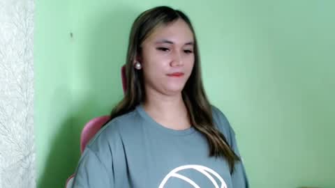 Snapshot of ursweet_athisa18 chatting on 23, 7, 2026 Athisa online show from 23, 7, 2026