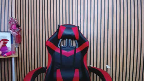 yanie online show from 20, 1, 2025