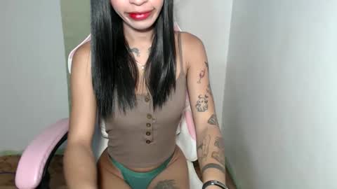 ursweet_zeviixx online show from 11, 11, 2025