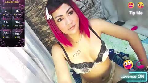 kimmykimberly online show from 28, 10, 2025