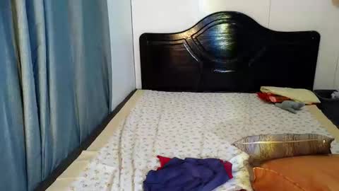 Snapshot of urtwink_jm chatting on 10, 4, 2026 mark online show from 10, 4, 2026