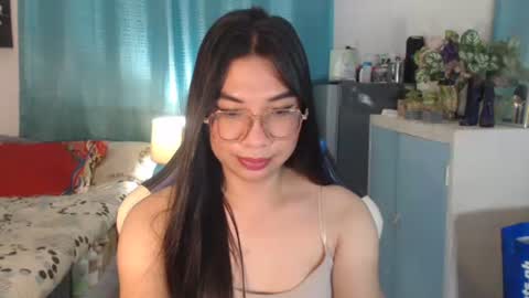Snapshot of urwetasianprincessxx chatting on 4, 2, 2026 Ashley Kate Mateo Gray online show from 4, 2, 2026