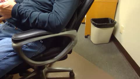 useemie online show from 29, 10, 2025