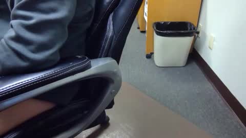 useemie online show from 22, 12, 2025