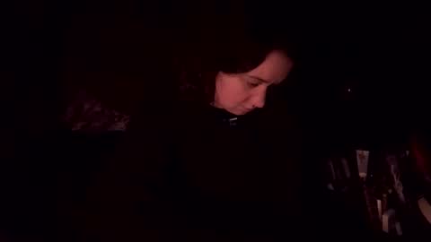 usefulhole online show from 28, 11, 2025