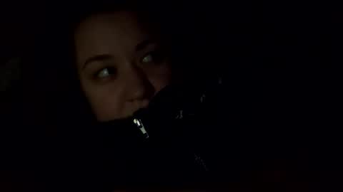 usefulhole online show from 17, 12, 2025