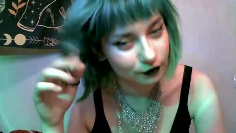 uwu_emmy online show from 19, 6, 2026