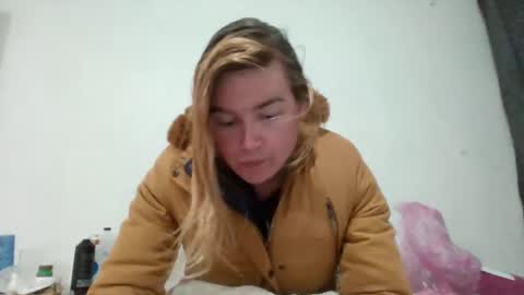 Snapshot of vagimosa chatting on 14, 11, 2025 vagimosa online show from 14, 11, 2025