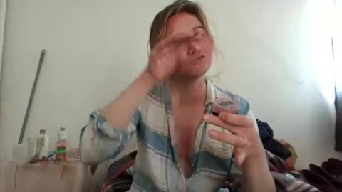 Snapshot of vagimosa chatting on 4, 12, 2025 vagimosa online show from 4, 12, 2025