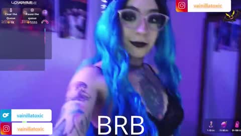 Vainilla Independent model online show from 25, 2, 2026