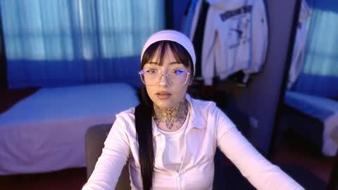 valentina online show from 7, 11, 2025