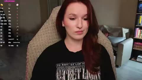 Val online show from 4, 12, 2025