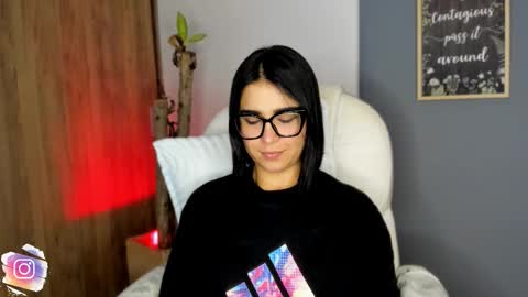 Snapshot of val_varago chatting on 24, 2, 2026 val_varago online show from 24, 2, 2026