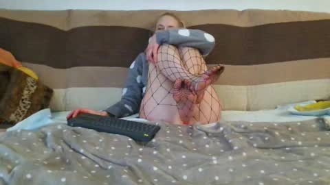 Snapshot of valemer chatting on 5, 12, 2024 Cheating Slut online show from 5, 12, 2024