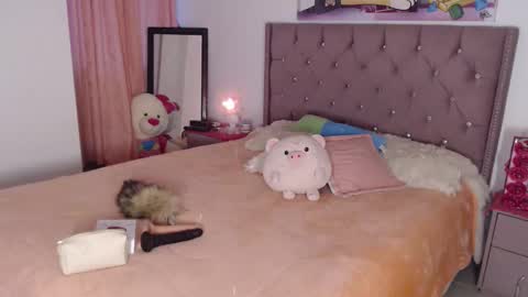 Snapshot of valen_brown chatting on 7, 10, 2025 Valentina online show from 7, 10, 2025