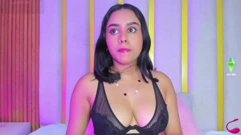 Snapshot of valen_petty chatting on 24, 4, 2026 Valen online show from 24, 4, 2026