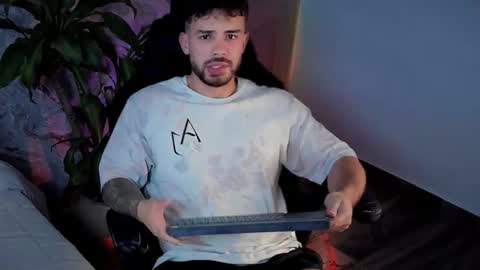 valenthinoking online show from 23, 9, 2025