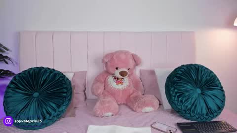 Snapshot of valentina69t chatting on 4, 11, 2025 Valentina Torres online show from 4, 11, 2025