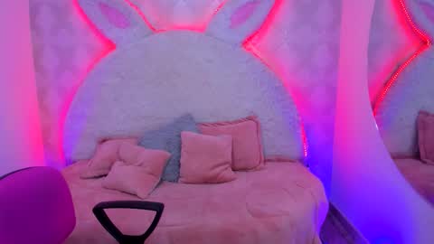 Valentina online show from 5, 11, 2025