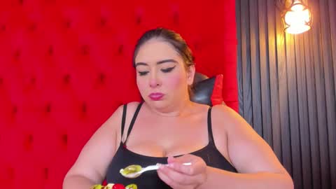 Snapshot of valentina_coba11 chatting on 4, 11, 2025 Valentina online show from 4, 11, 2025