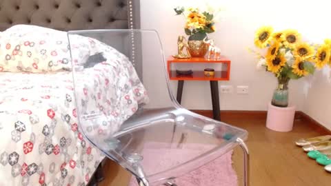 Snapshot of valentina_ferrer0 chatting on 27, 12, 2024 Valen Ferrer online show from 27, 12, 2024