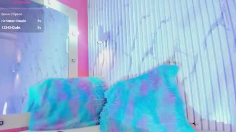 Snapshot of valentina_lux1 chatting on 28, 11, 2025 Valentina online show from 28, 11, 2025