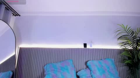 Valentina online show from 3, 2, 2026