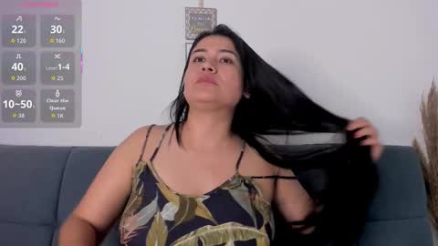 Snapshot of valentina_owens chatting on 21, 12, 2025 valentina_owens online show from 21, 12, 2025