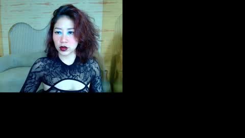 Snapshot of valentina_r_ chatting on 21, 10, 2025 Valentina online show from 21, 10, 2025