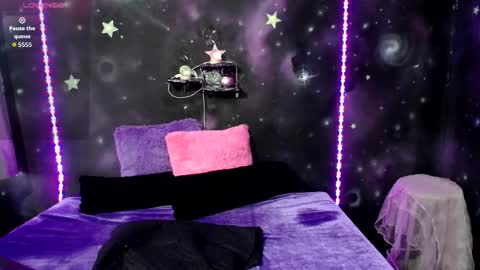 valentinarojass_ online show from 19, 3, 2026