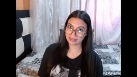 valentinasmith18 online show from 7, 7, 2026