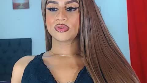 Snapshot of valentinaxxxdoll chatting on 15, 1, 2025 VALENTINA online show from 15, 1, 2025