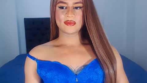 Snapshot of valentinaxxxdoll chatting on 12, 11, 2025 VALENTINA online show from 12, 11, 2025