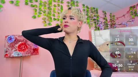 valentinee_xo online show from 25, 6, 2026