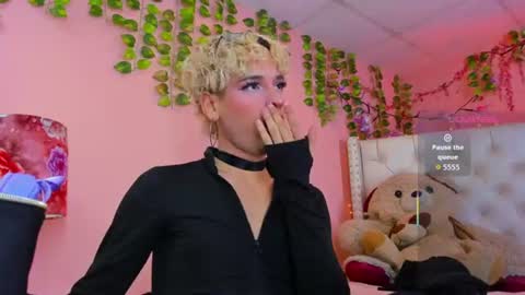 valentinee_xo online show from 1, 7, 2026