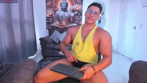 Snapshot of valentino_dossantos chatting on 14, 2, 2025 online show from 14, 2, 2025