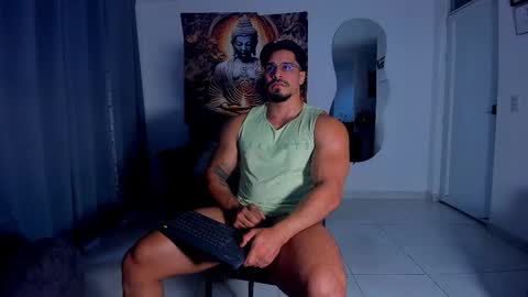 Snapshot of valentino_dossantos chatting on 24, 9, 2025 online show from 24, 9, 2025