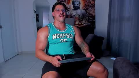 Snapshot of valentino_dossantos chatting on 23, 10, 2025 online show from 23, 10, 2025