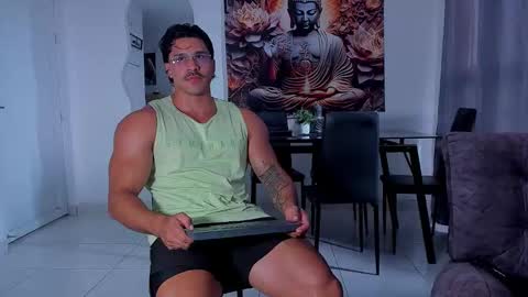 Snapshot of valentino_dossantos chatting on 17, 12, 2025 online show from 17, 12, 2025