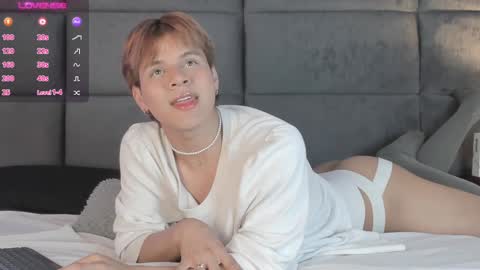 valentino moon online show from 29, 12, 2024