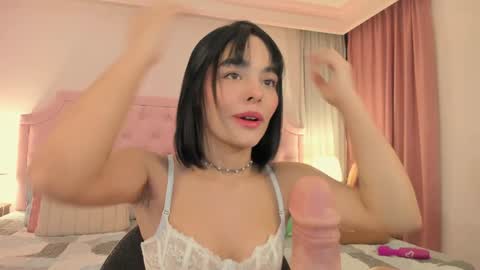Snapshot of valentoro1 chatting on 4, 1, 2025 Vale Toro online show from 4, 1, 2025
